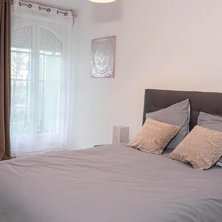1 Bedroomed Ground Floor Cartier Near Disneyland Paris *
